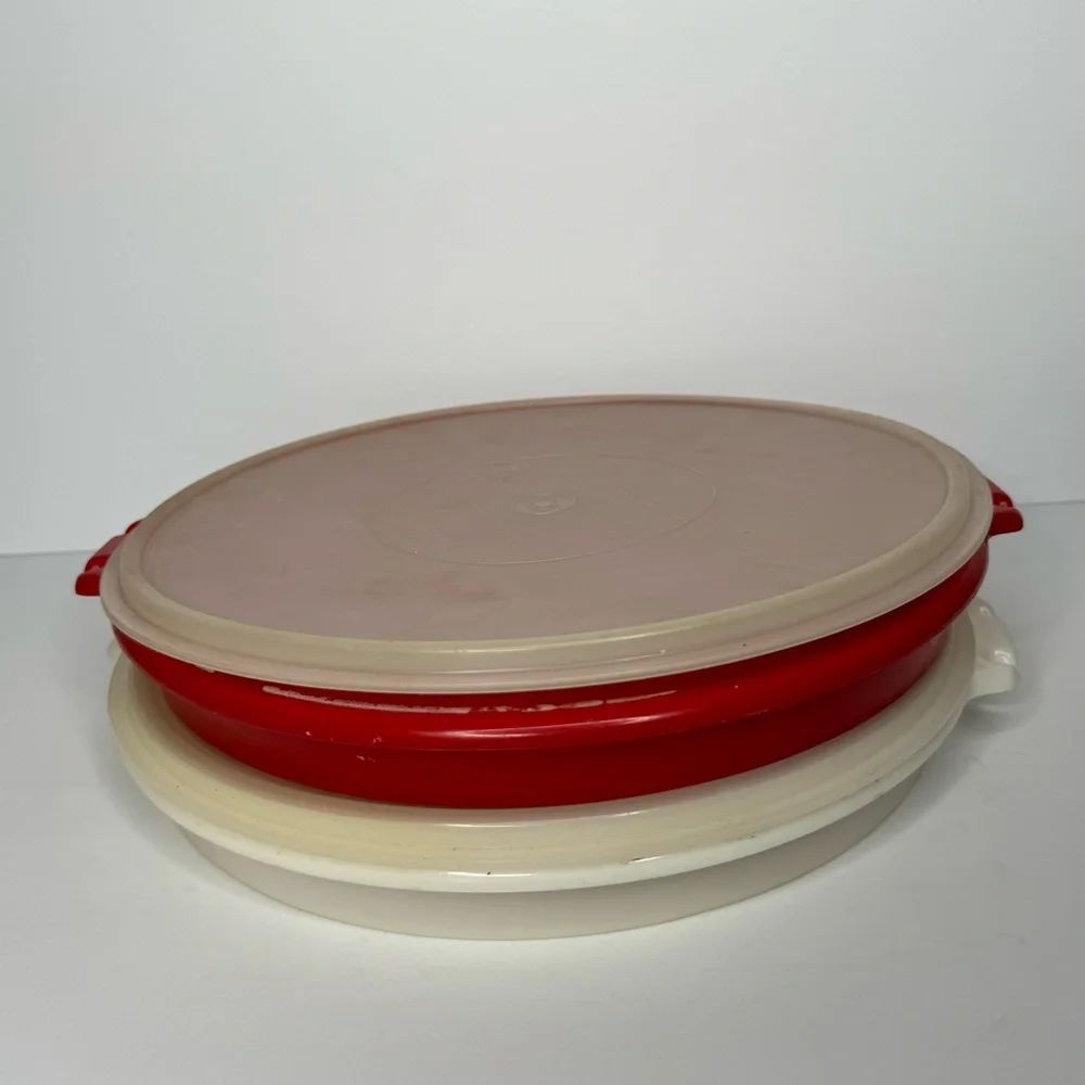 Tupperware‎ Red and White Vegetable Cookie Tray Relish To Go Dishes Set of 2